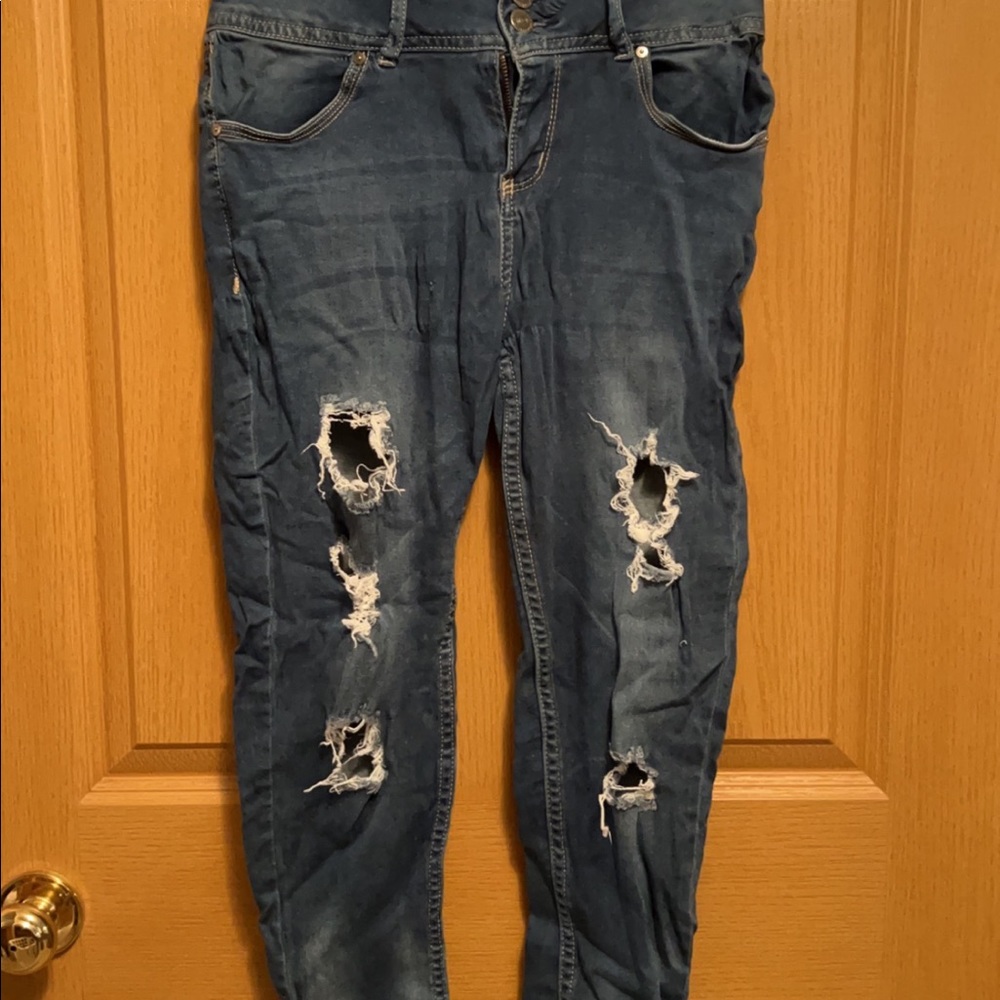 Wallflower Jeggings. Super stretchy!